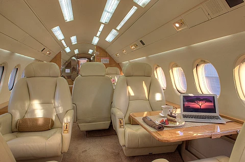 Dassault Falcon 900