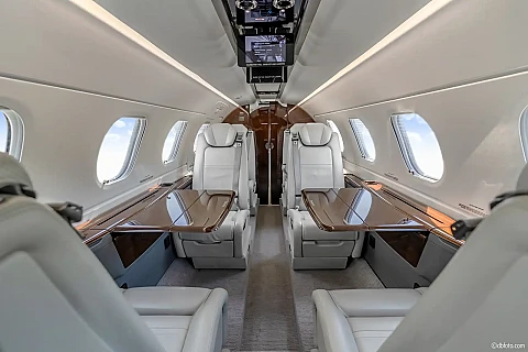 2020 Embraer Phenom 300E (N428K)