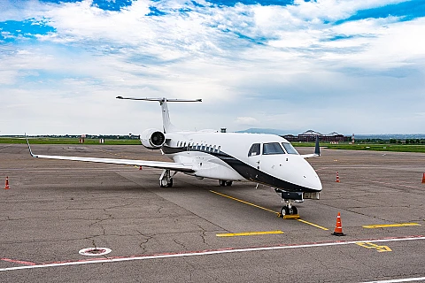 2011 Embraer Legacy 650 (UP-EM028)